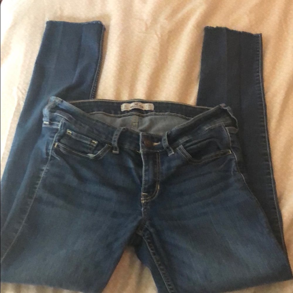 Dark hollister skinny jeans